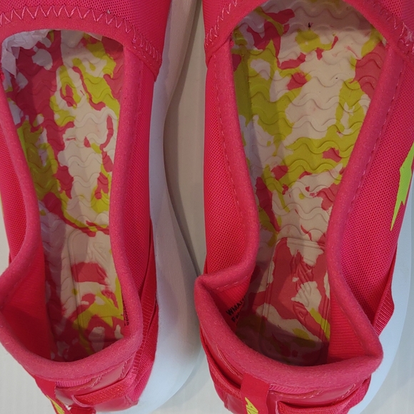 Avia Women's Coral Fabric Escape Lightweight Slip-On Walking Shoe Flats - Picture 10 of 14